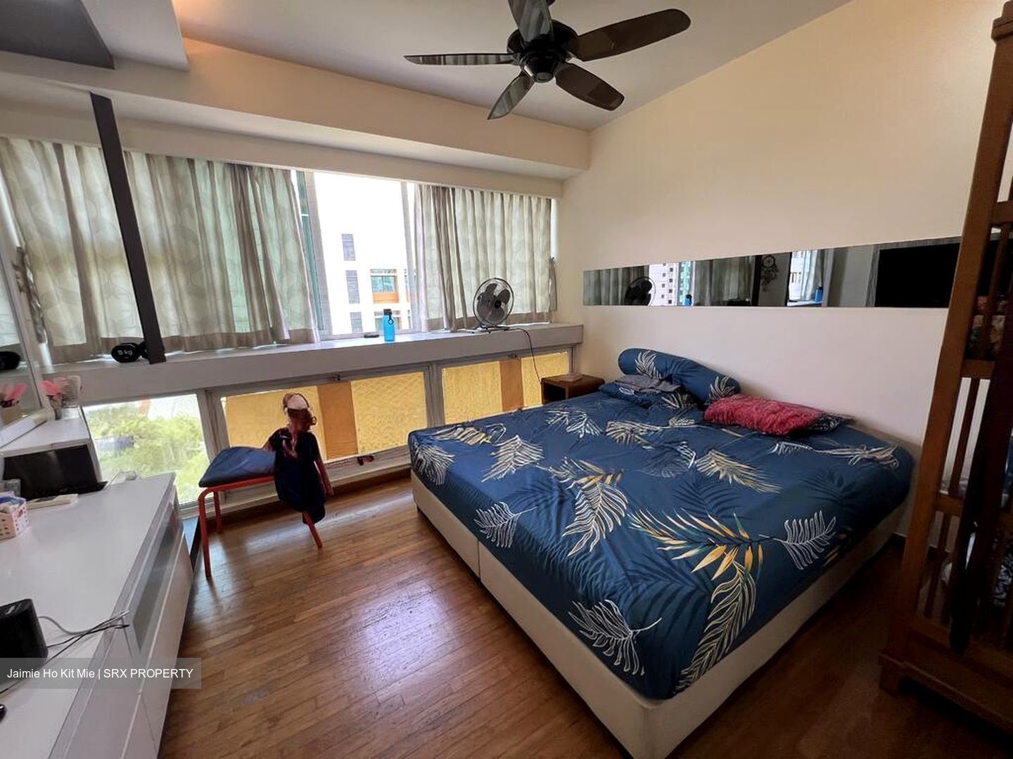 The Esparis (D18), Condominium #520135481